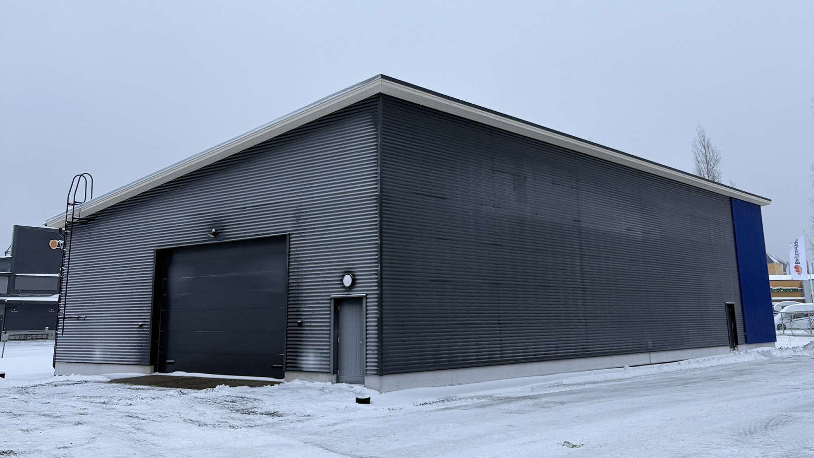 Varastohalli korjaamotarvikeliikkeelle, Kempele.